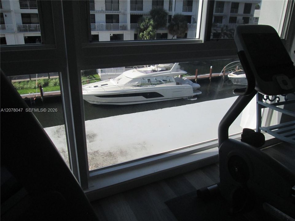 For Rent: $2,750 (2 beds, 2 baths, 1400 Square Feet)