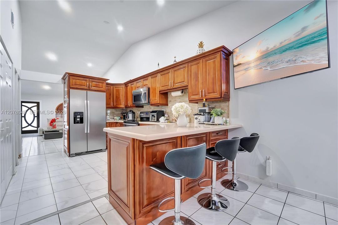 For Sale: $550,000 (3 beds, 2 baths, 1574 Square Feet)