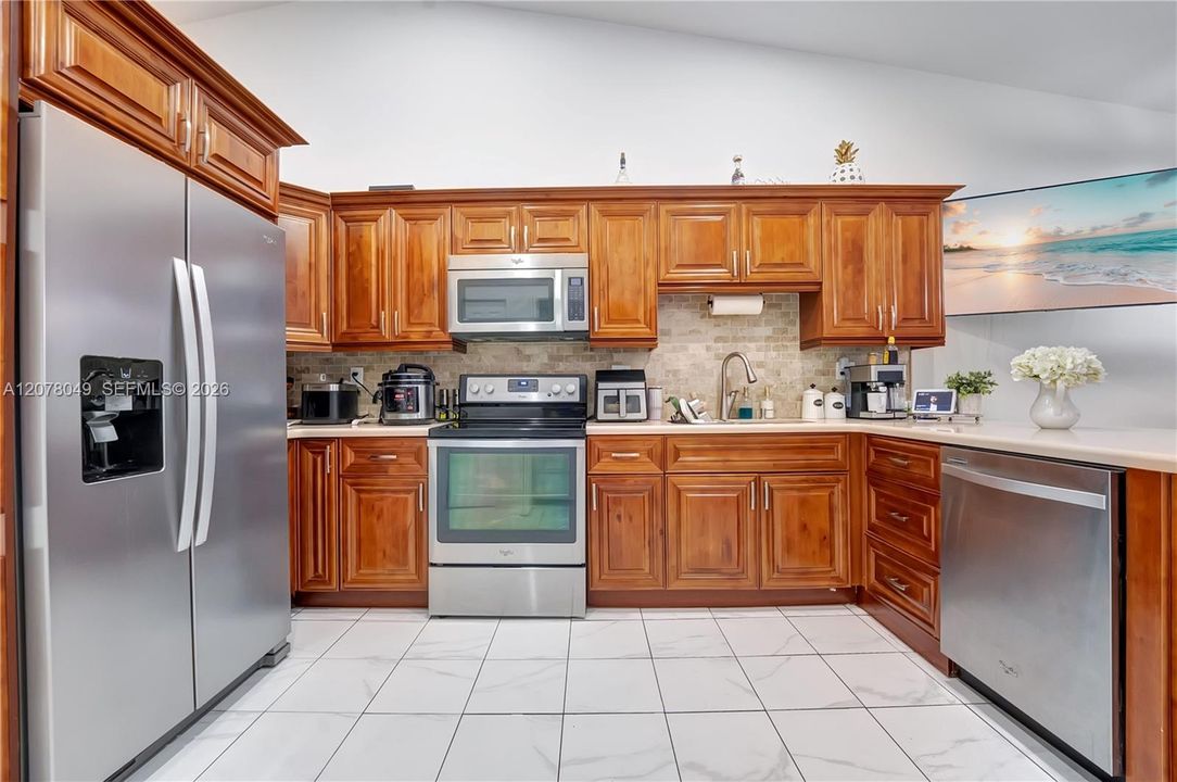 For Sale: $550,000 (3 beds, 2 baths, 1574 Square Feet)