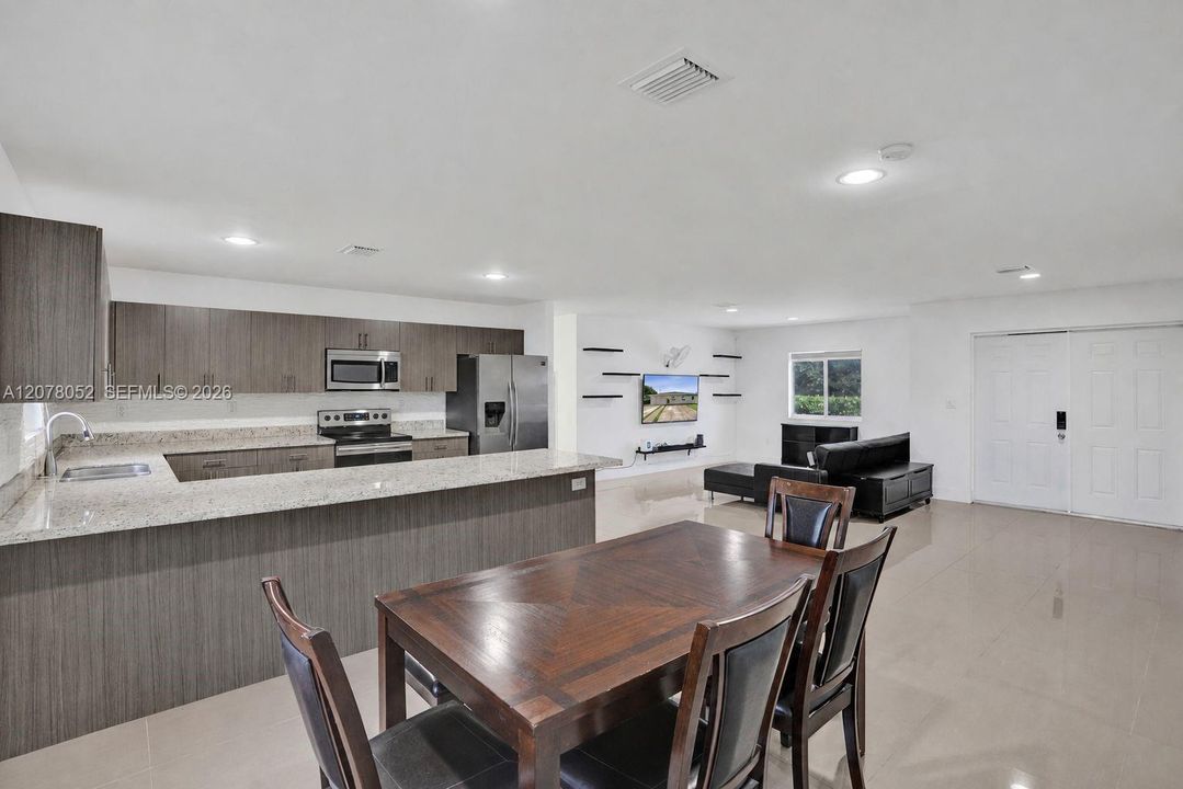 For Sale: $630,000 (3 beds, 2 baths, 1480 Square Feet)