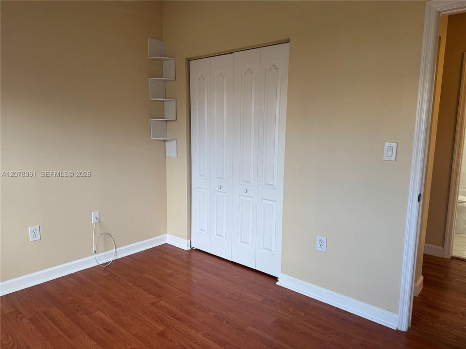 For Rent: $3,150 (3 beds, 2 baths, 1234 Square Feet)