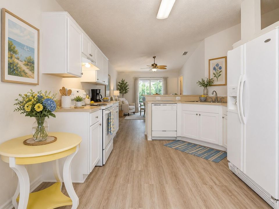 virtuallu staged kitchen
