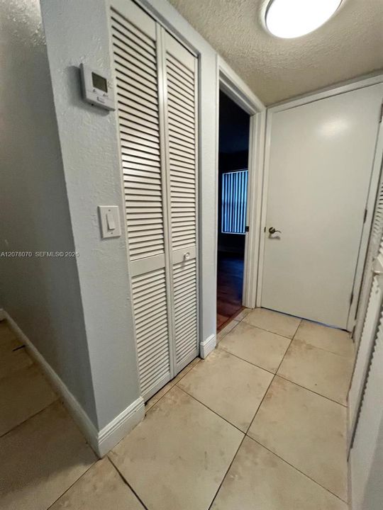 For Rent: $1,825 (2 beds, 2 baths, 904 Square Feet)