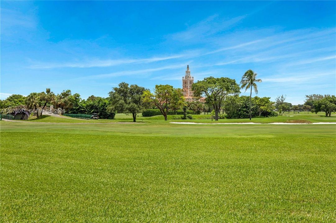 For Rent: $23,500 (5 beds, 5 baths, 4336 Square Feet)