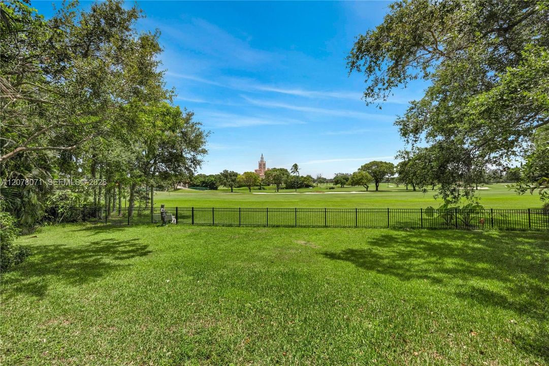 For Rent: $23,500 (5 beds, 5 baths, 4336 Square Feet)