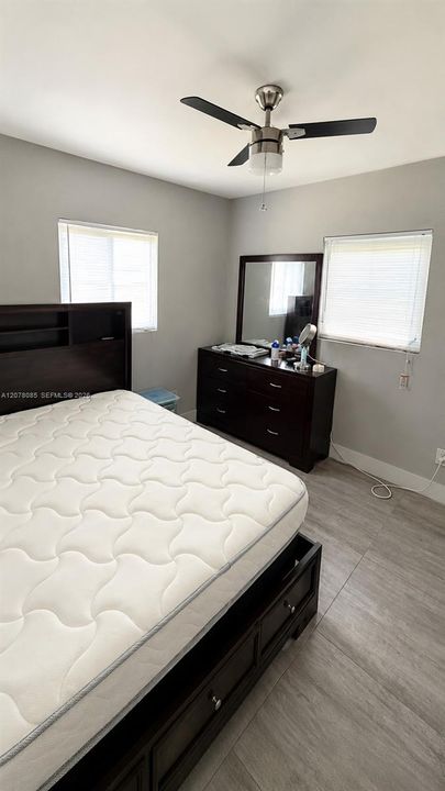For Rent: $2,500 (2 beds, 1 baths, 768 Square Feet)
