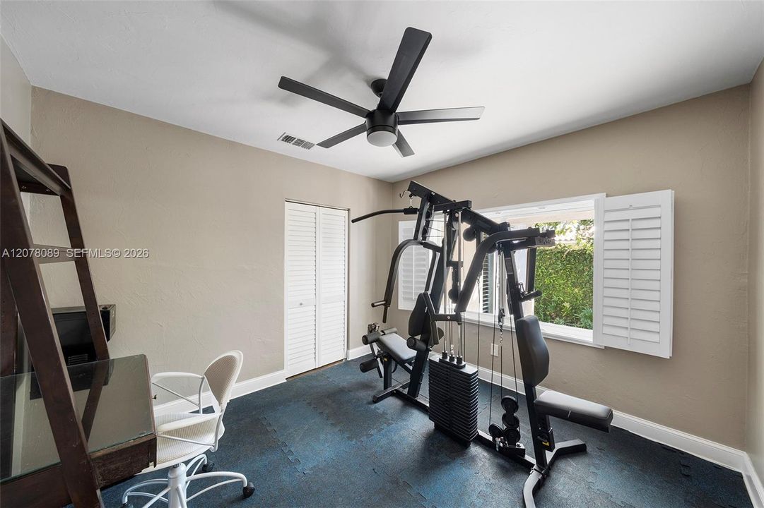 Gym/Office