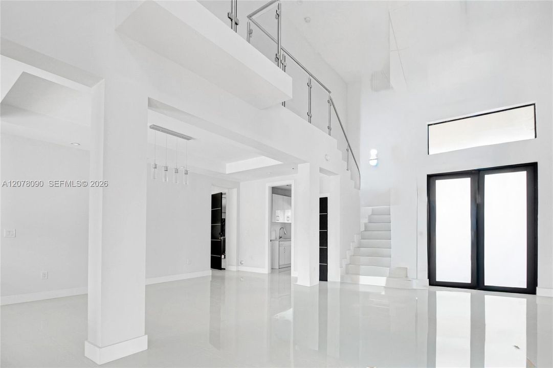 For Sale: $3,400,000 (7 beds, 5 baths, 1107 Square Feet)
