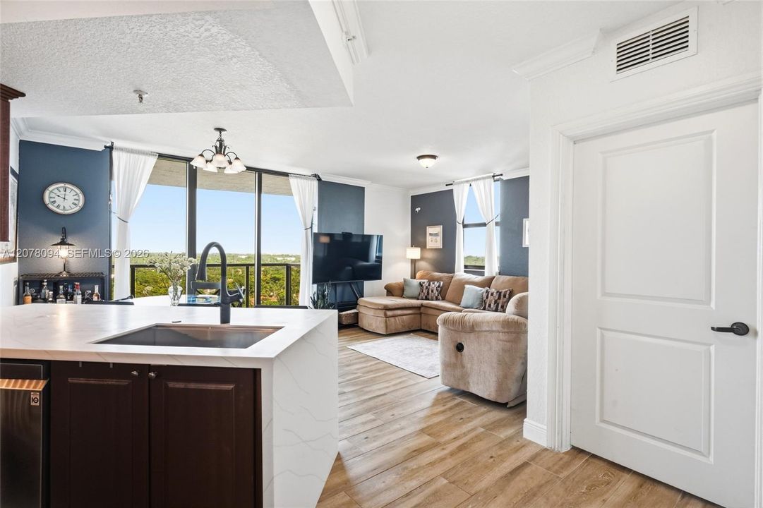 En Venta: $495,000 (2 camas, 2 baños, 1203 Pies cuadrados)