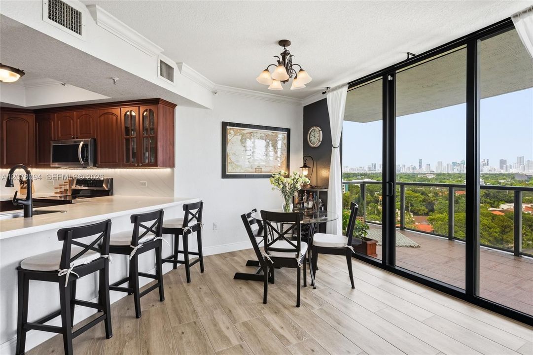 En Venta: $495,000 (2 camas, 2 baños, 1203 Pies cuadrados)