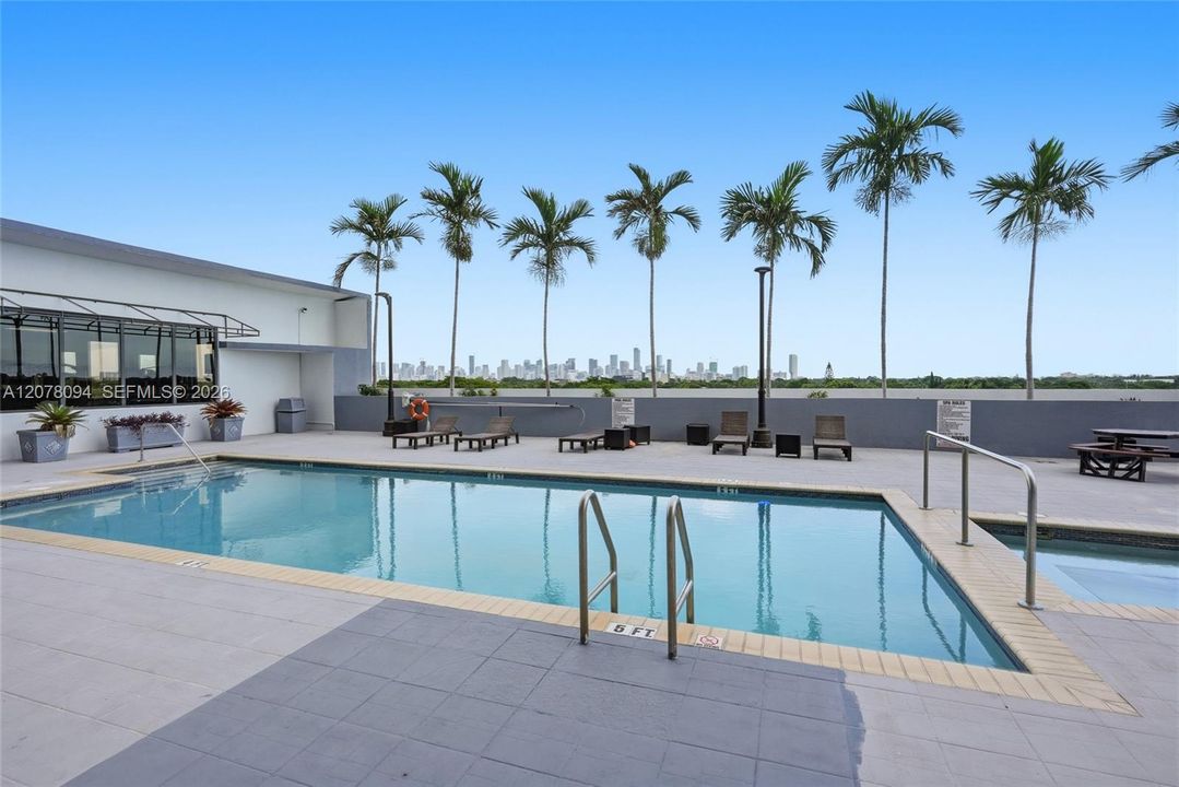 En Venta: $495,000 (2 camas, 2 baños, 1203 Pies cuadrados)