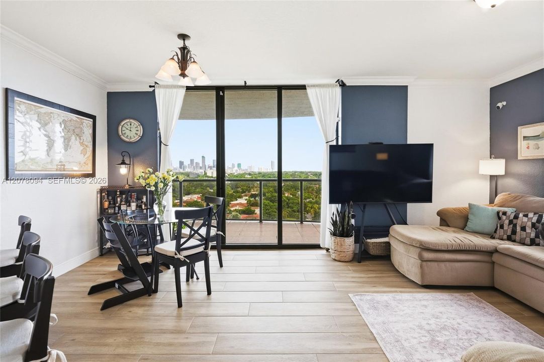 En Venta: $495,000 (2 camas, 2 baños, 1203 Pies cuadrados)