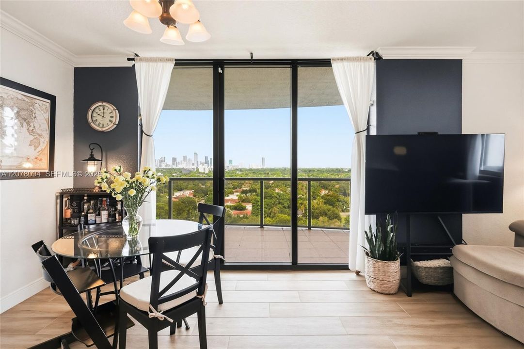 En Venta: $495,000 (2 camas, 2 baños, 1203 Pies cuadrados)