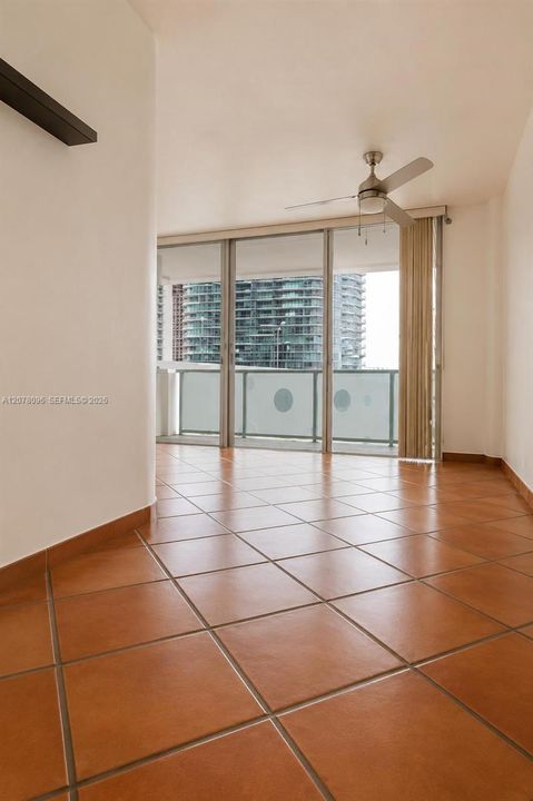 For Rent: $2,100 (1 beds, 1 baths, 500 Square Feet)