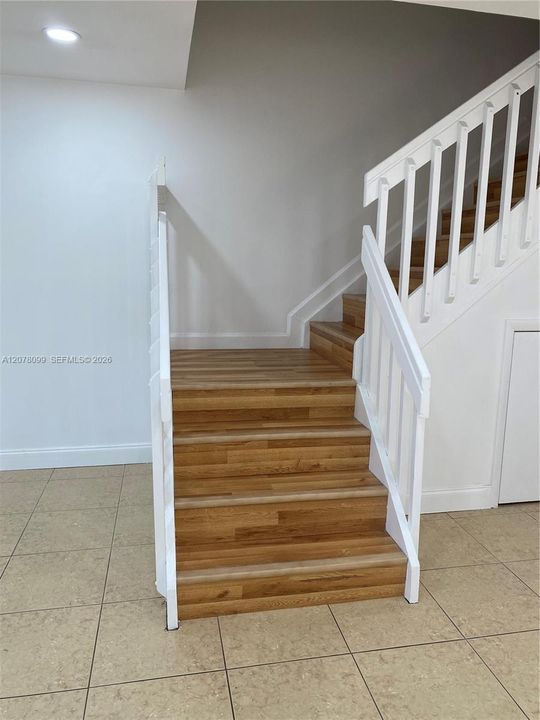 For Rent: $2,700 (2 beds, 2 baths, 1224 Square Feet)