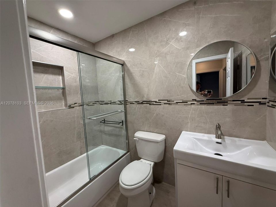 For Rent: $2,900 (4 beds, 2 baths, 1223 Square Feet)