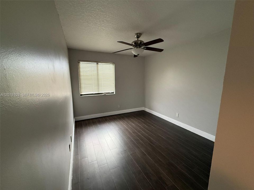 For Rent: $2,900 (4 beds, 2 baths, 1223 Square Feet)