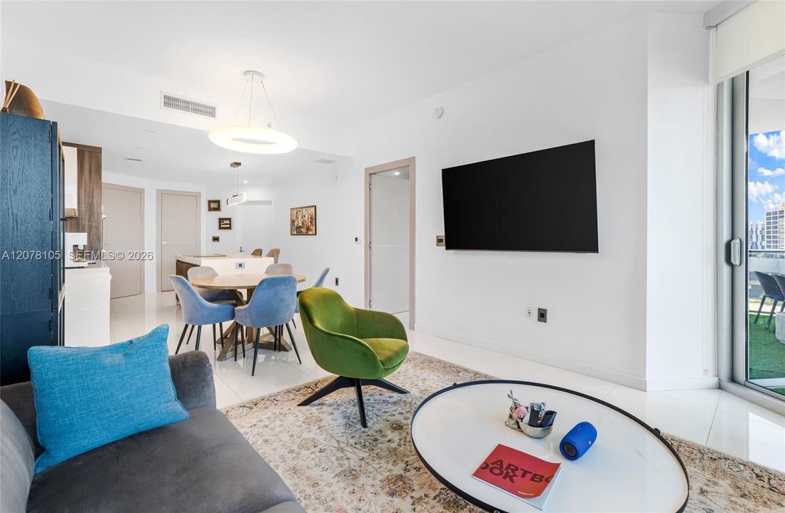 For Rent: $7,500 (2 beds, 3 baths, 1498 Square Feet)