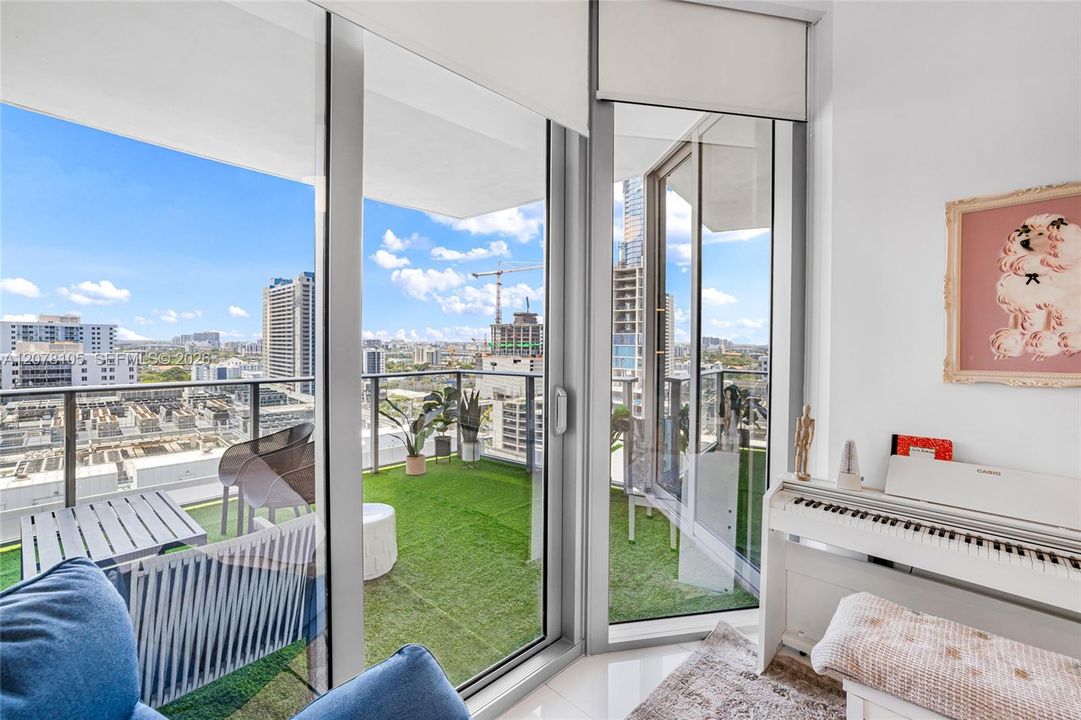 For Rent: $7,500 (2 beds, 3 baths, 1498 Square Feet)