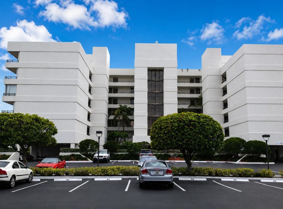 3555 S Ocean 411 front