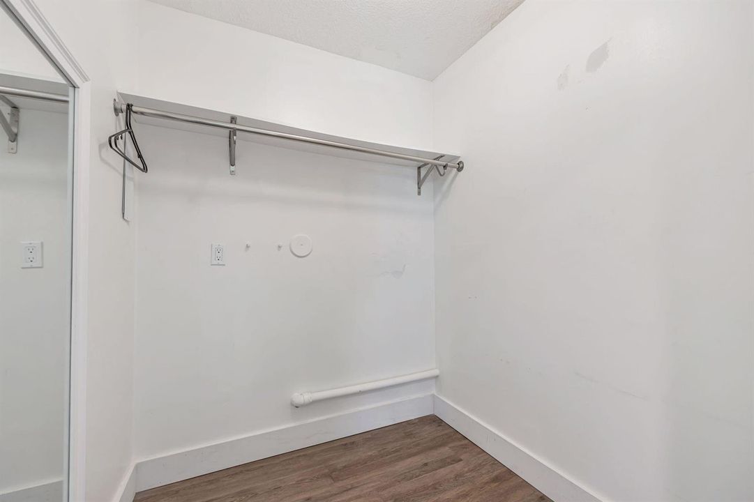 23-web-or-mls-21356-summertrace-cir