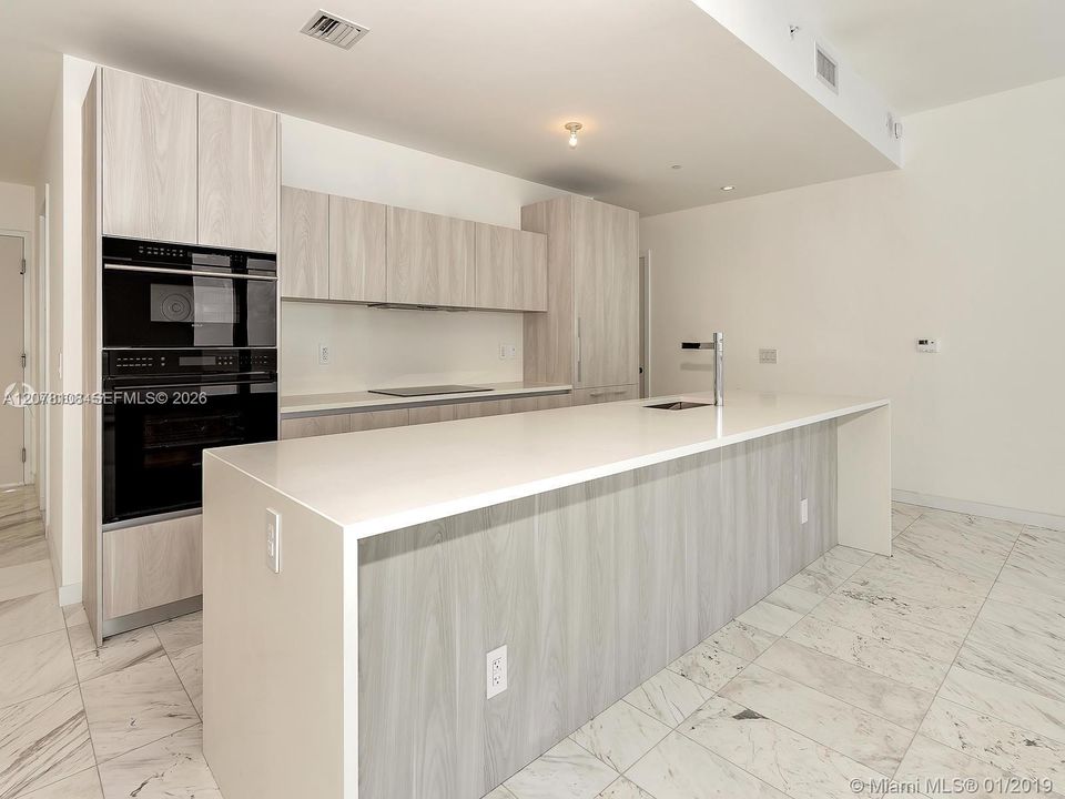 For Rent: $15,000 (3 beds, 3 baths, 3294 Square Feet)
