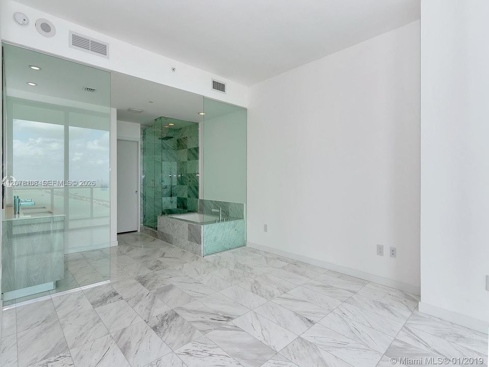 For Rent: $15,000 (3 beds, 3 baths, 3294 Square Feet)