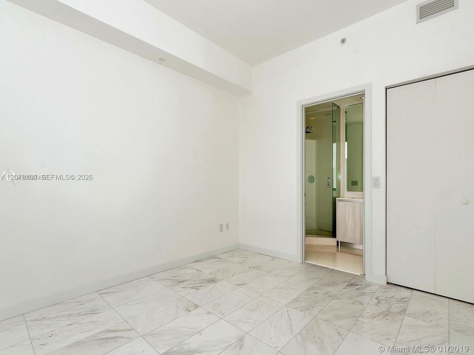 For Rent: $15,000 (3 beds, 3 baths, 3294 Square Feet)