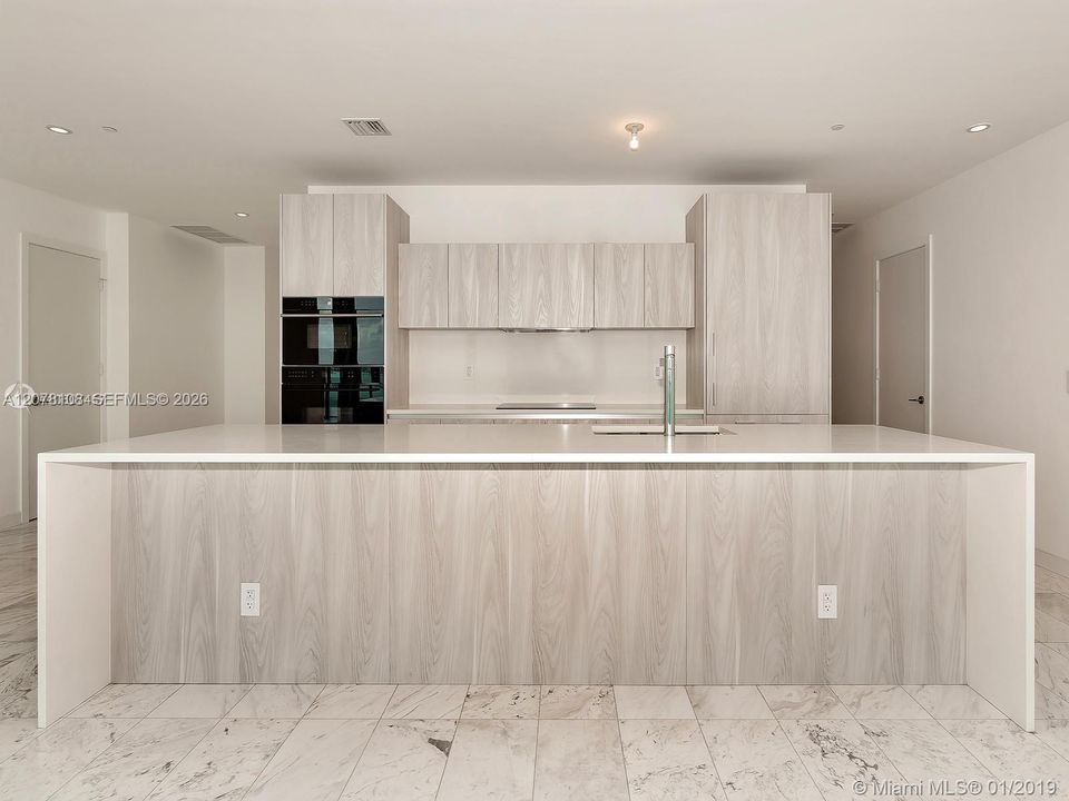 For Rent: $15,000 (3 beds, 3 baths, 3294 Square Feet)