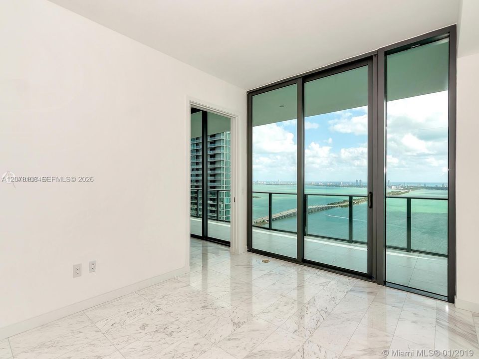 For Rent: $15,000 (3 beds, 3 baths, 3294 Square Feet)