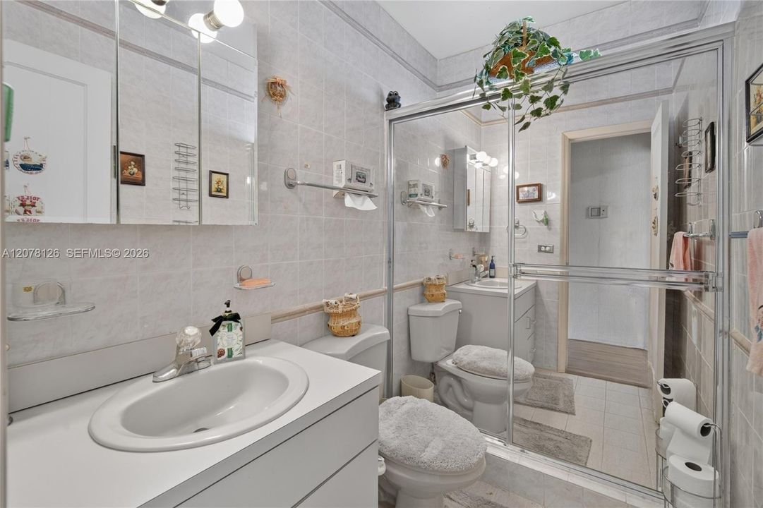 На продажу: $675,000 (3 спален, 2 ванн, 1416 Квадратных фут)