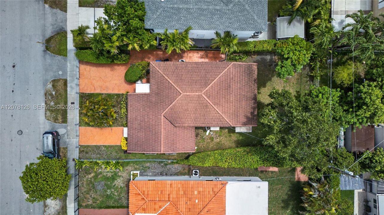 На продажу: $675,000 (3 спален, 2 ванн, 1416 Квадратных фут)
