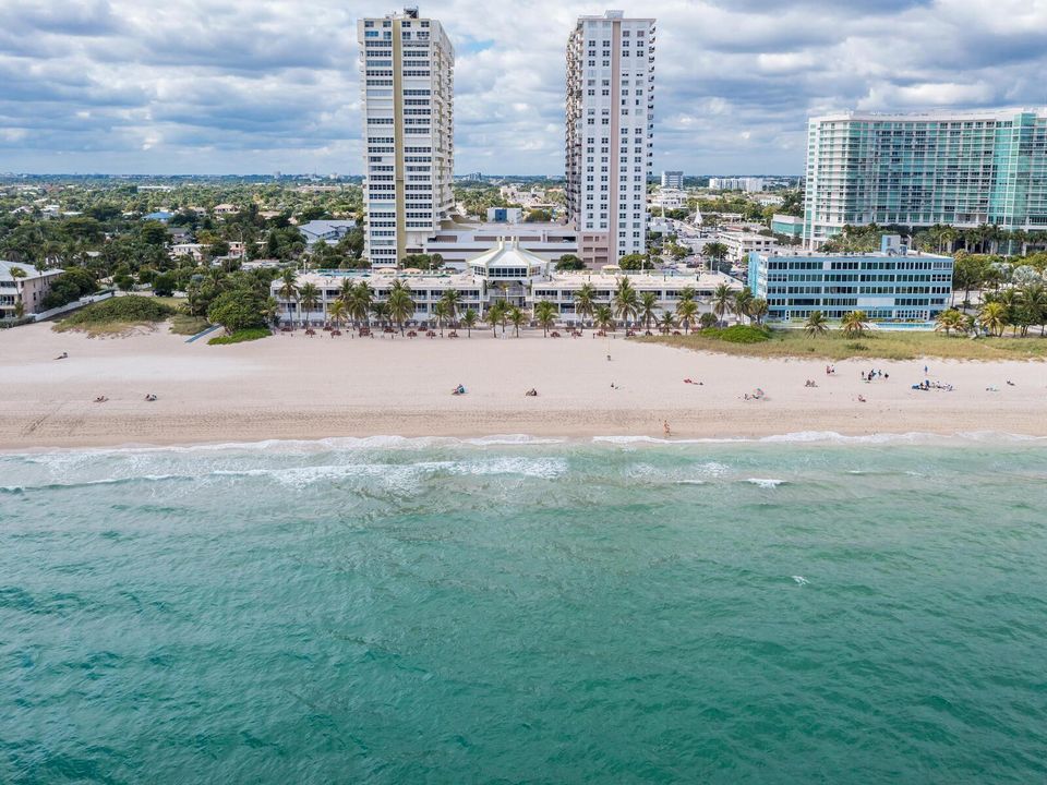 111 Briny Ave Unit 2411 Pompano Beach FL