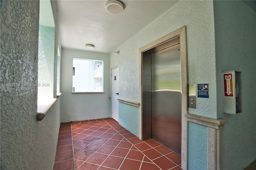 For Rent: $5,000 (3 beds, 2 baths, 1393 Square Feet)