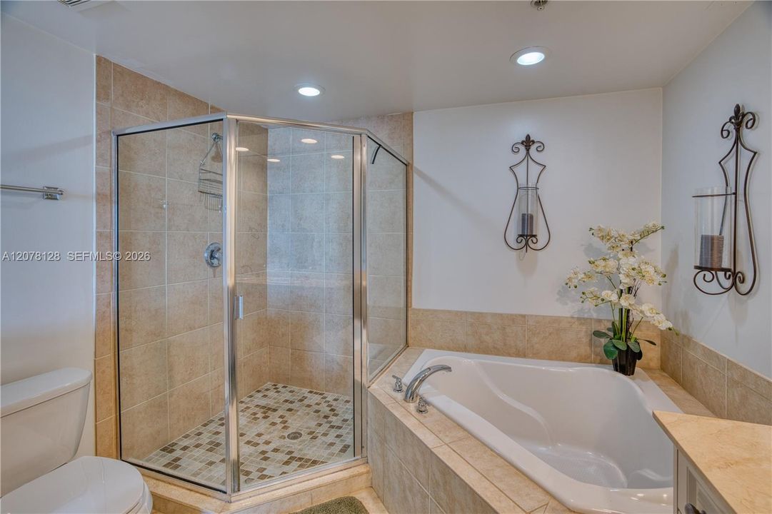 For Rent: $5,000 (3 beds, 2 baths, 1393 Square Feet)
