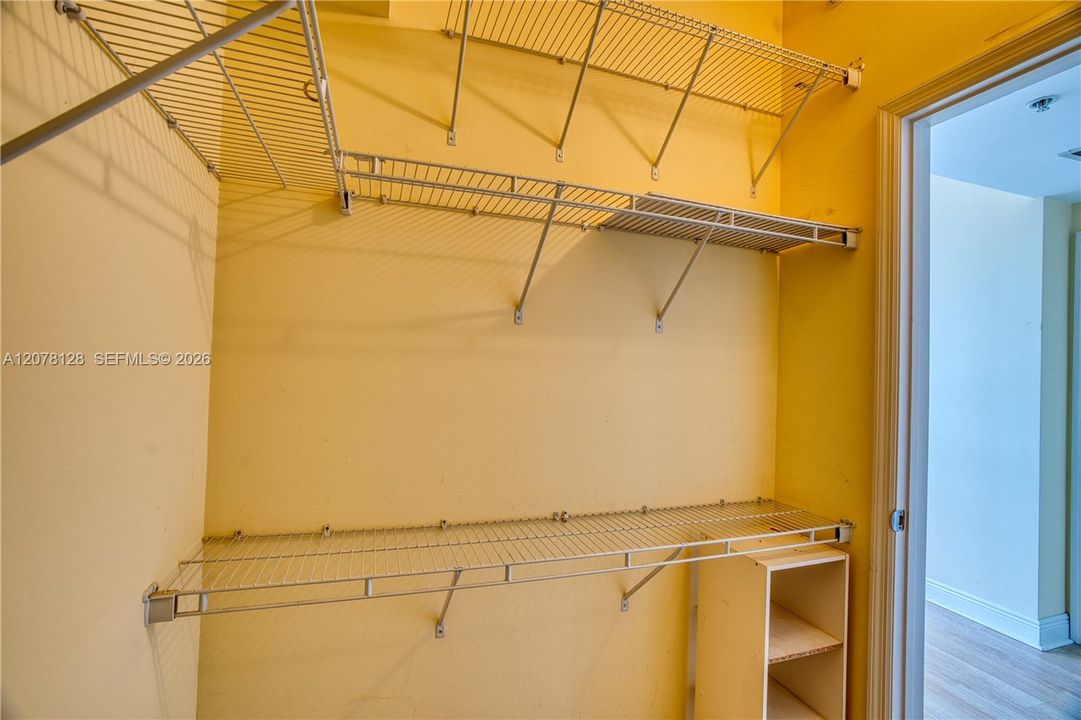 For Rent: $5,000 (3 beds, 2 baths, 1393 Square Feet)