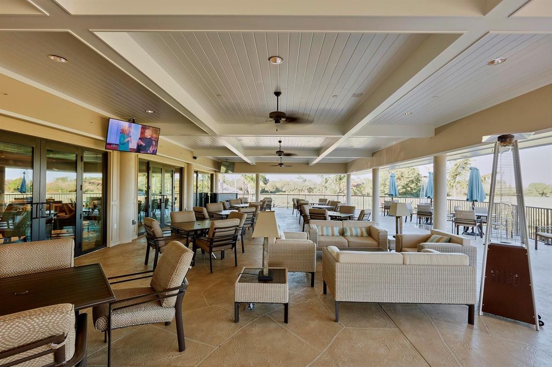 Pipers Landing patio-2