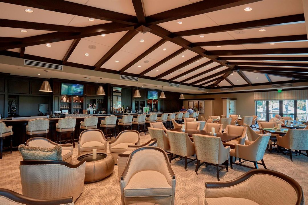 Pipers Landing bar area