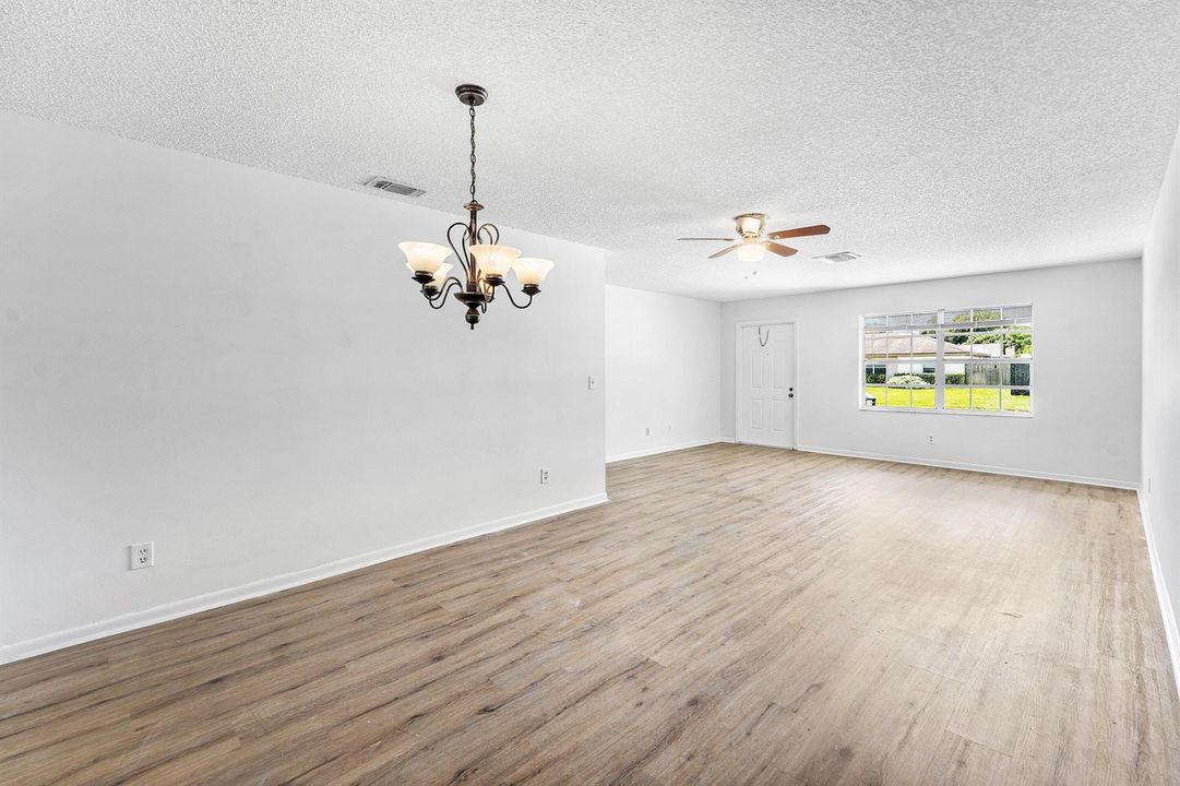 004-149ArrowheadCircle-Jupiter-FL-33458-