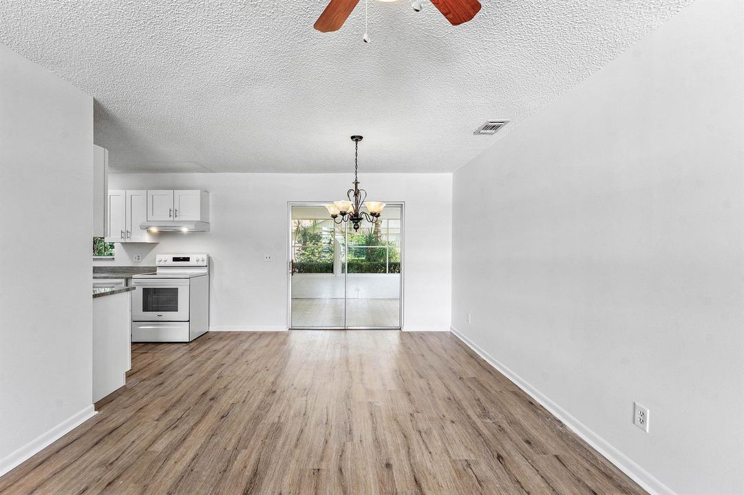 006-149ArrowheadCircle-Jupiter-FL-33458-
