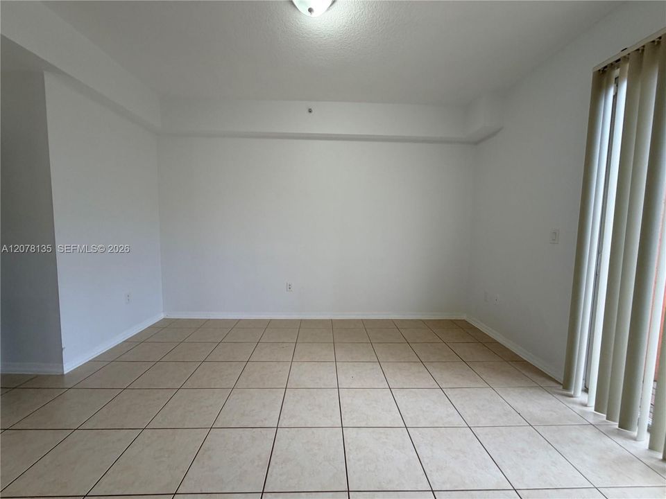 For Rent: $2,875 (3 beds, 2 baths, 1396 Square Feet)