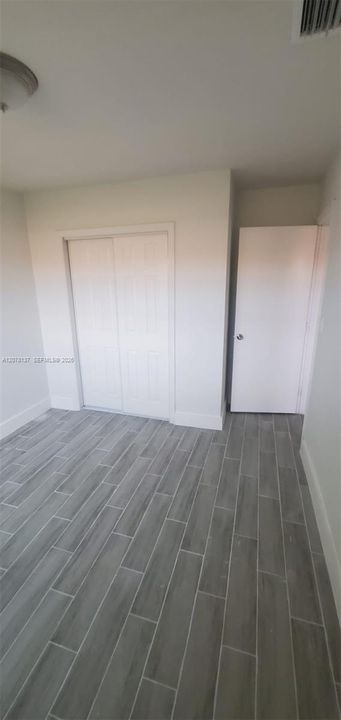 For Sale: $385,000 (0 beds, 0 baths, 1297 Square Feet)