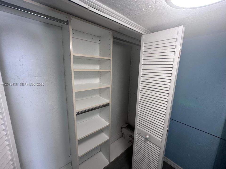 For Sale: $220,000 (0 beds, 1 baths, 320 Square Feet)