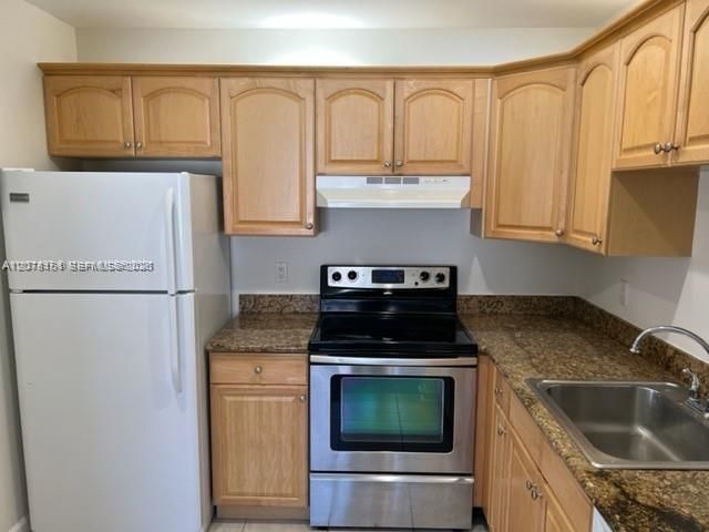 En Venta: $110,000 (1 camas, 1 baños, 720 Pies cuadrados)
