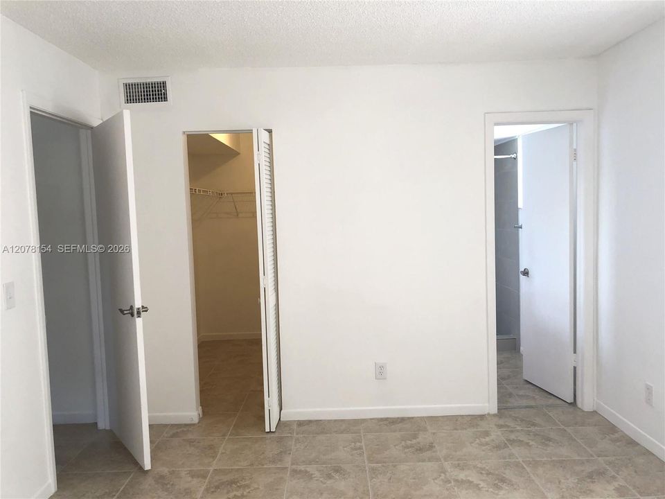 En Renta: $2,300 (2 camas, 2 baños, 932 Pies cuadrados)