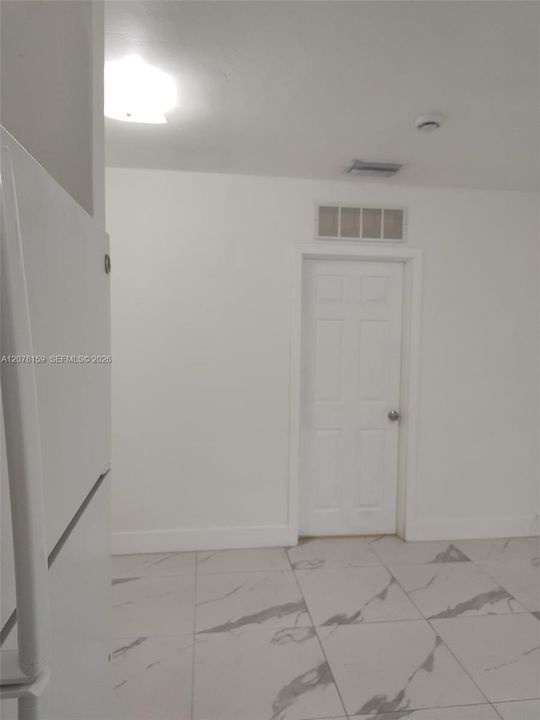 For Rent: $1,700 (1 beds, 1 baths, 600 Square Feet)
