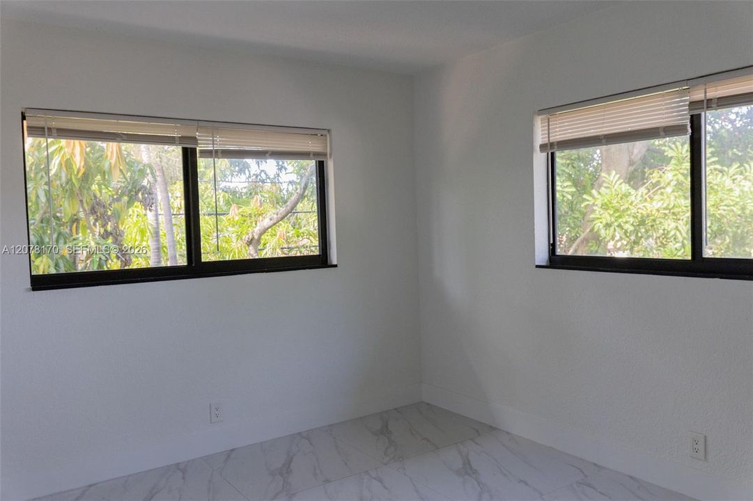 For Rent: $2,250 (2 beds, 2 baths, 1000 Square Feet)