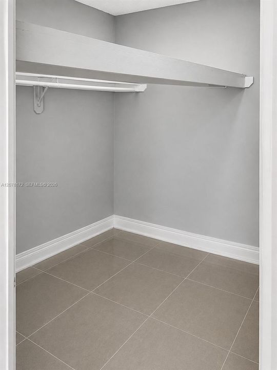 For Sale: $175,000 (2 beds, 2 baths, 1175 Square Feet)
