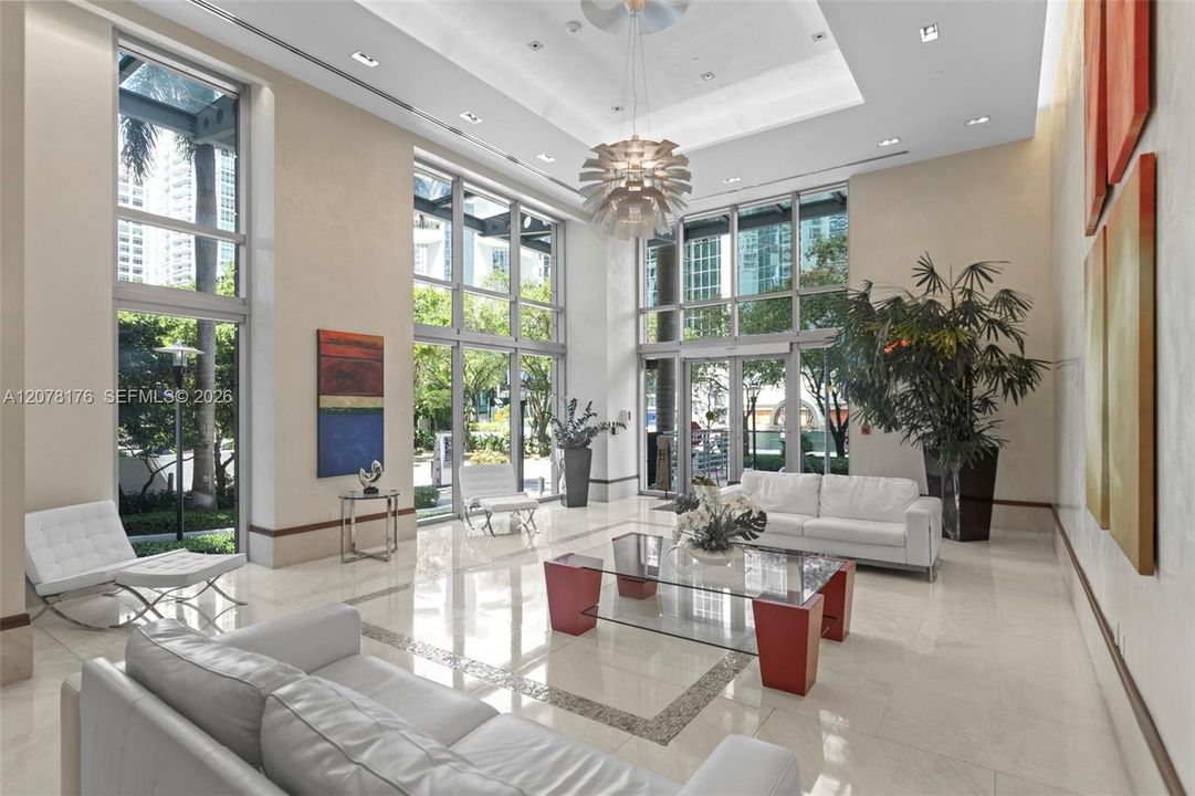 En Venta: $779,000 (2 camas, 2 baños, 1368 Pies cuadrados)