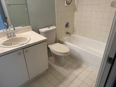 Недавно арендовано: $2,200 (3 спален, 2 ванн, 1115 Квадратных фут)